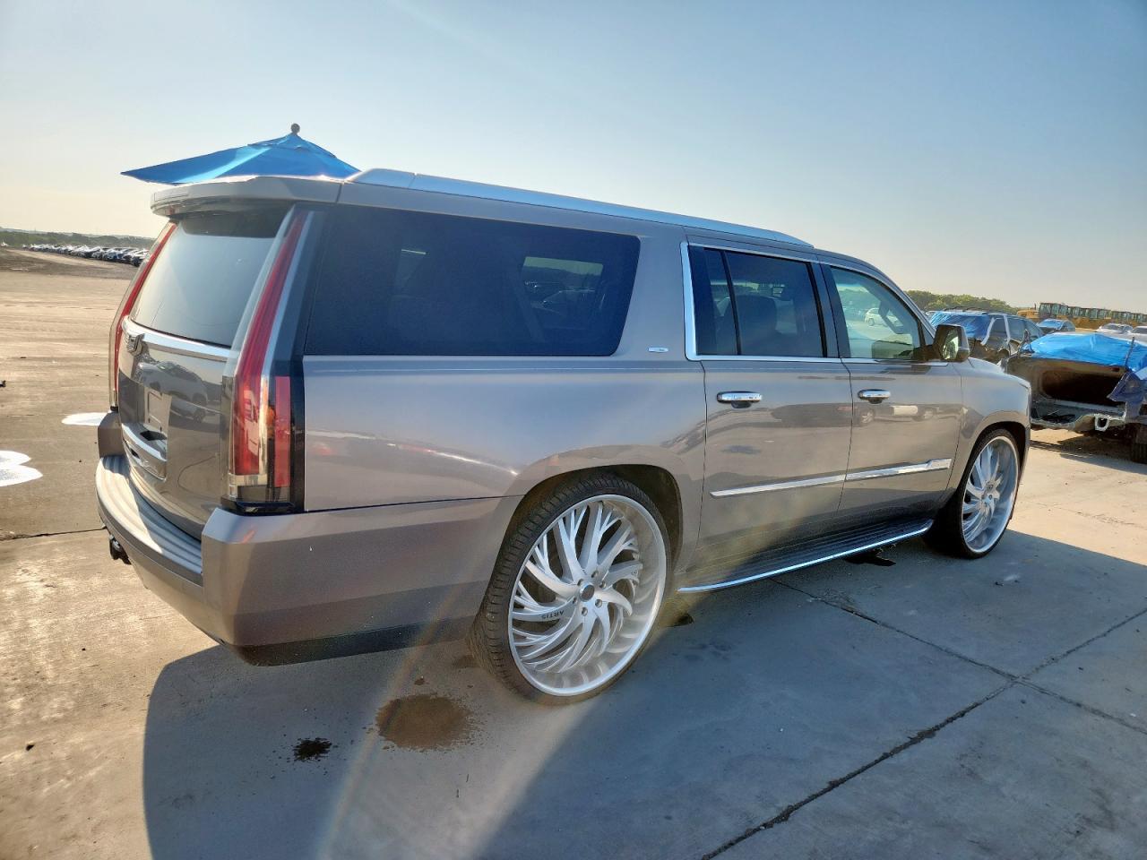 2015 Cadillac Escalade Esv Luxury - Фото 3