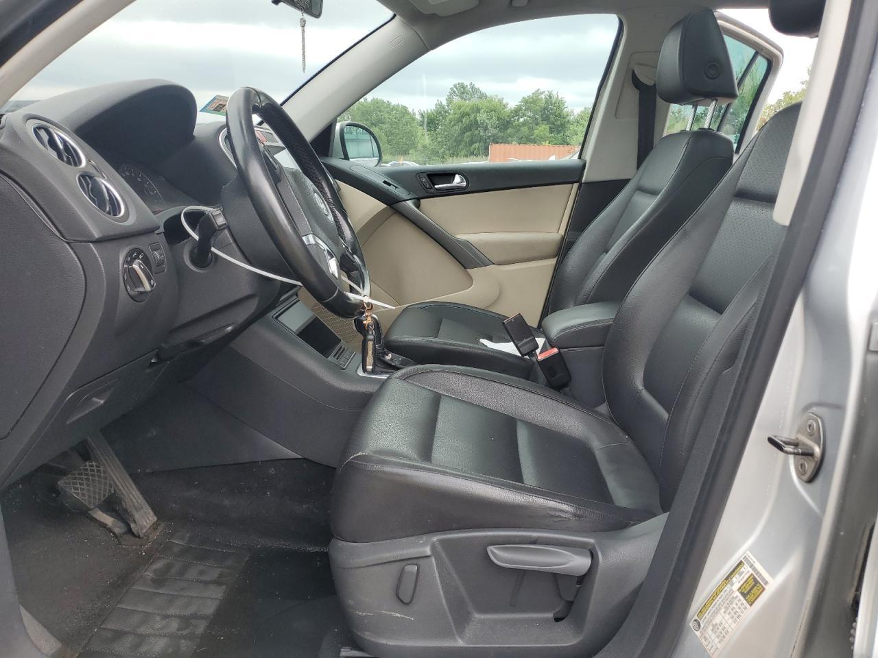 2011 Volkswagen Tiguan S - Фото 7