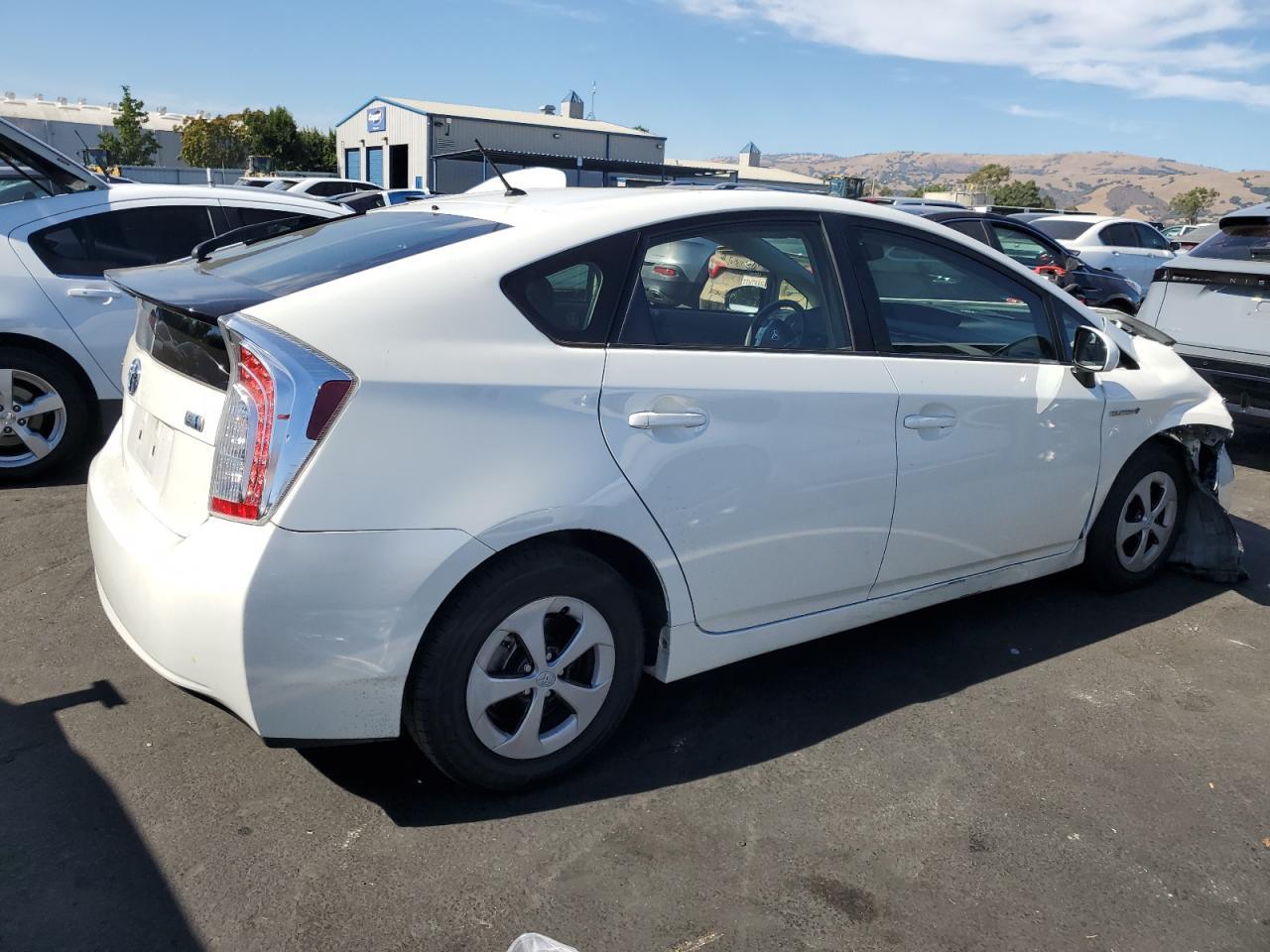 2013 Toyota Prius - Image 3