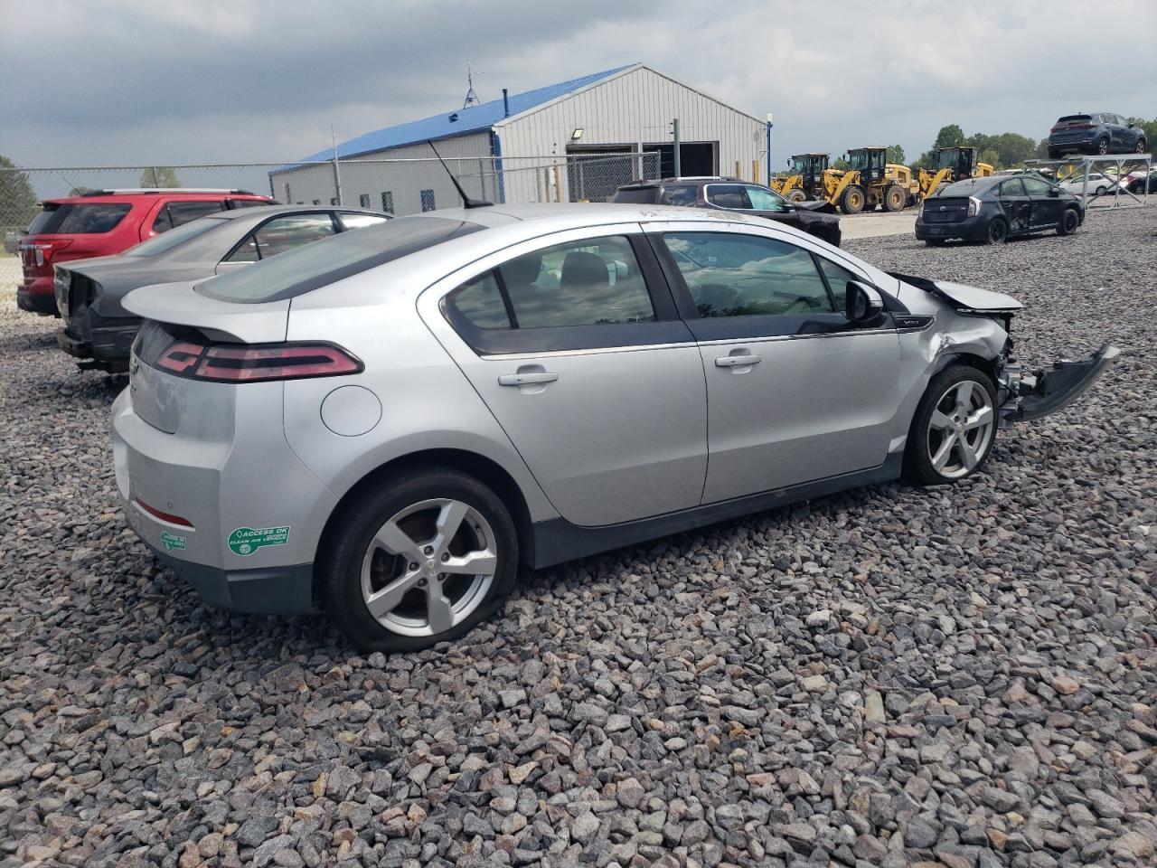 2014 Chevrolet Volt - Фото 3