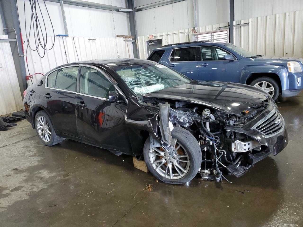 2013 Infiniti G37 - Image 4