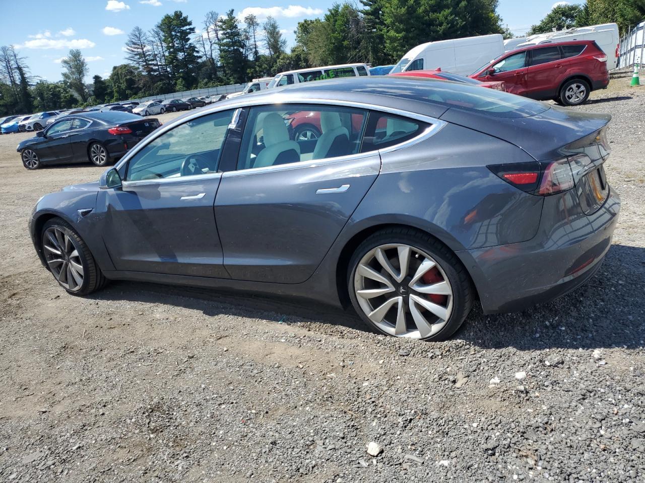 2019 Tesla Model 3 - Image 2
