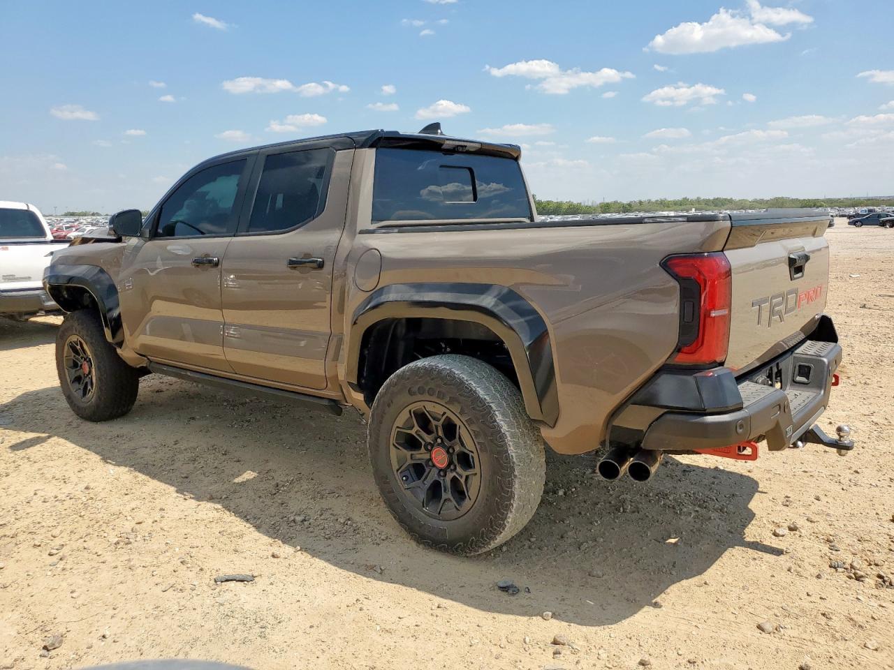 2025 Toyota Tacoma Double Cab - Image 2