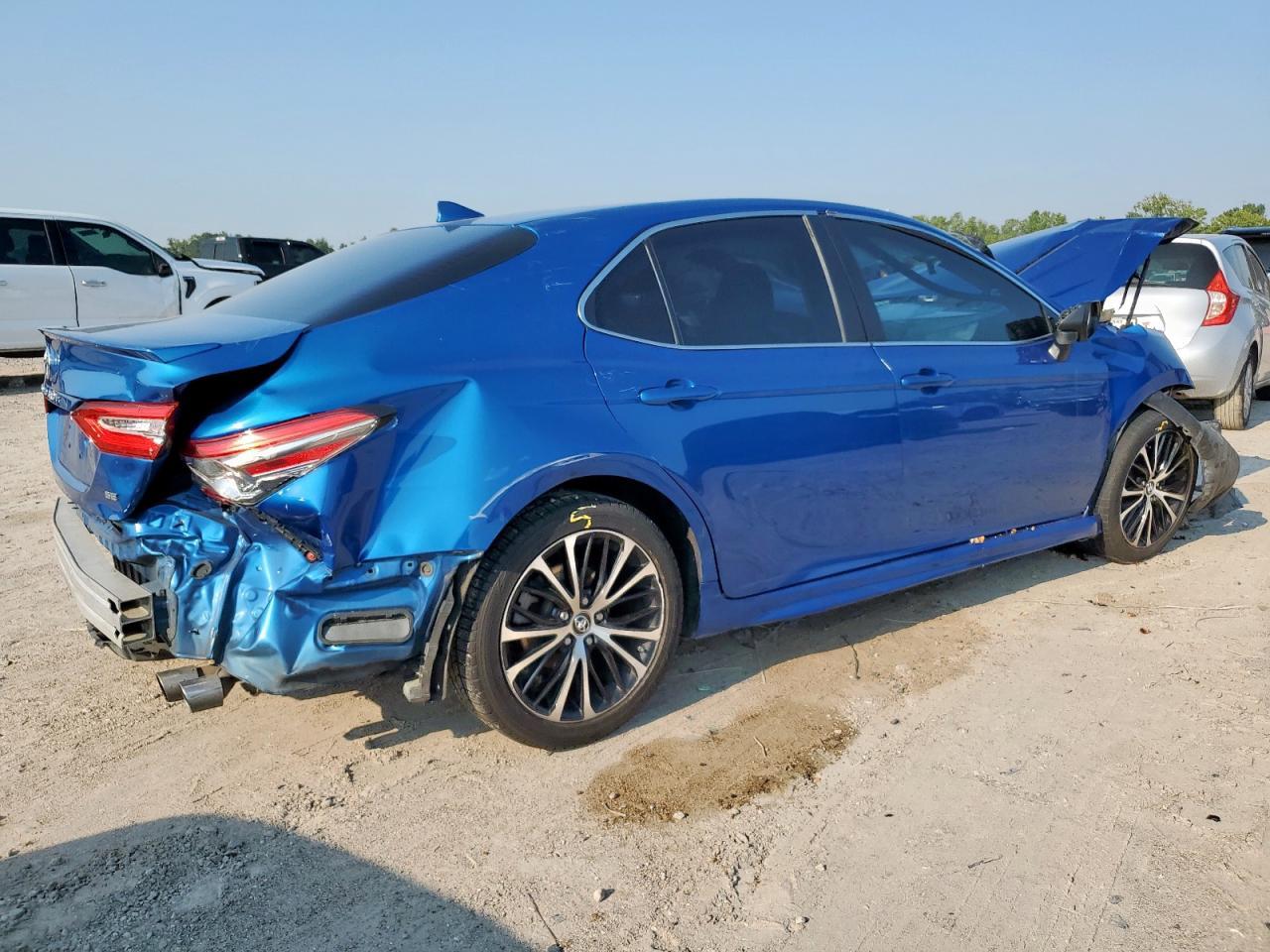 2019 Toyota Camry L - Image 3