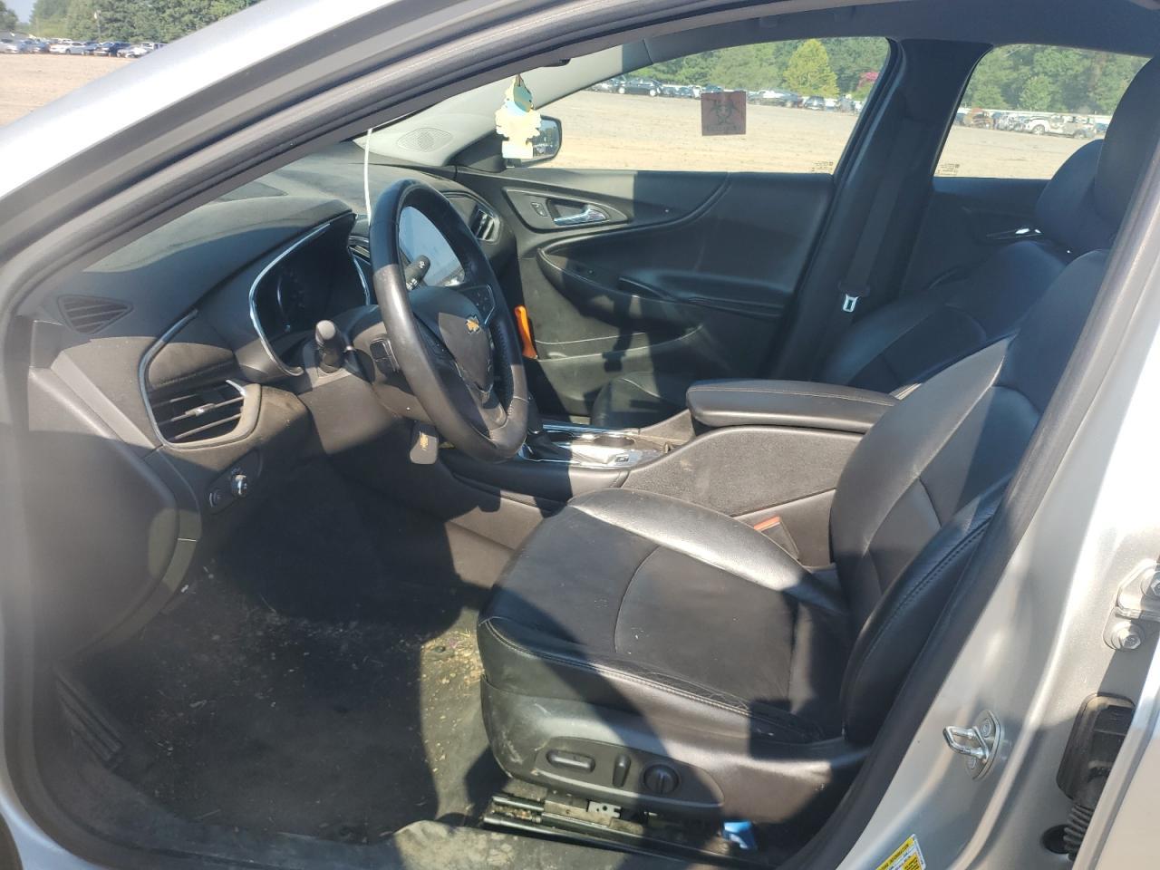 2017 Chevrolet Malibu Hybrid - Image 7
