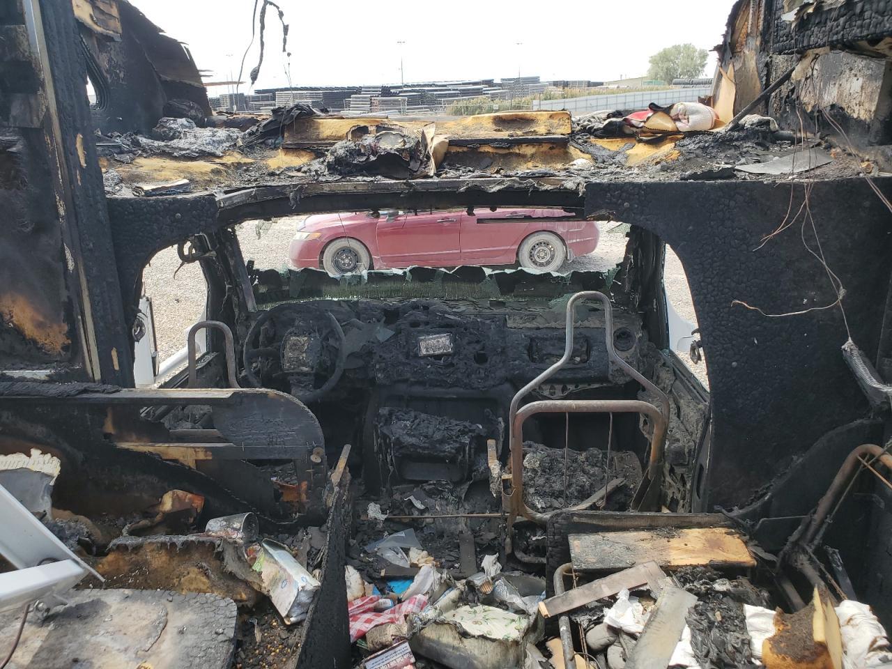 2013 Ford Econoline E450 Super Duty Cutaway Van - Image 5