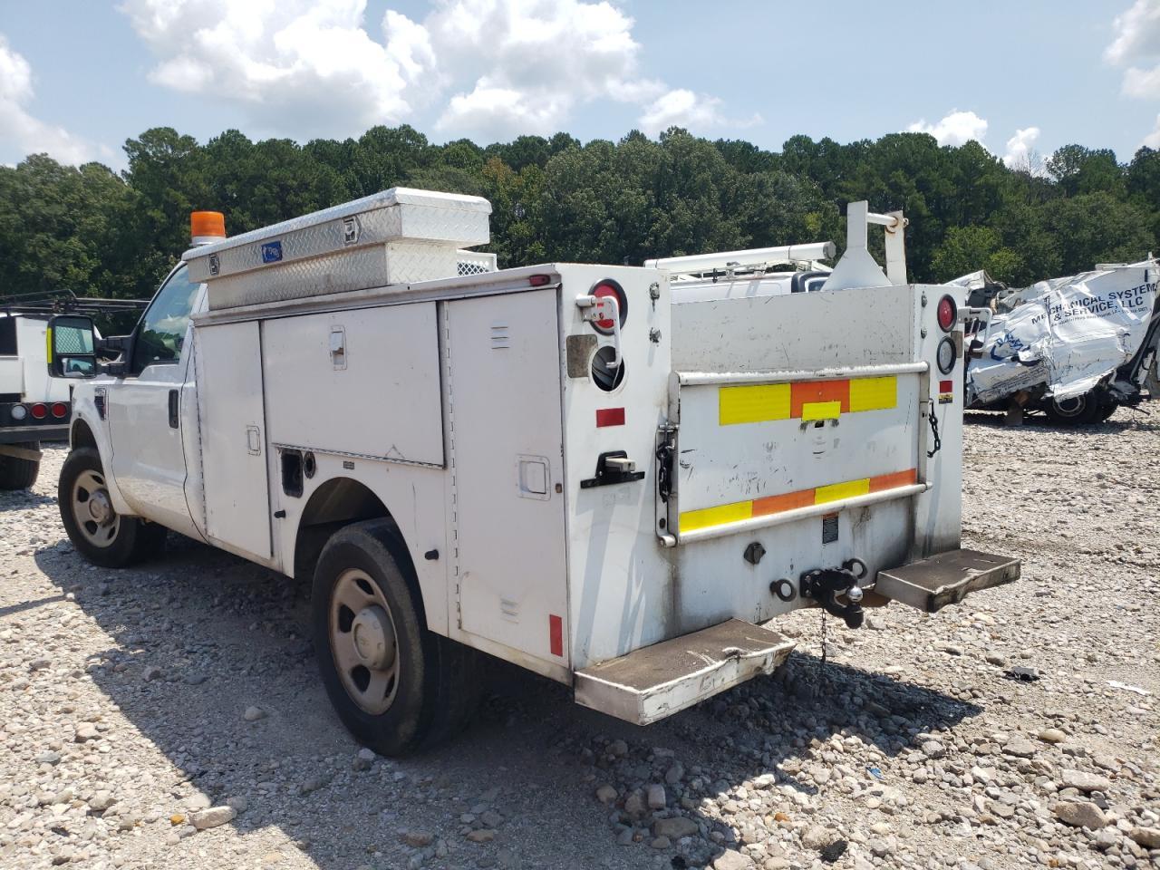 2008 Ford F350 Srw Super Duty - Фото 2