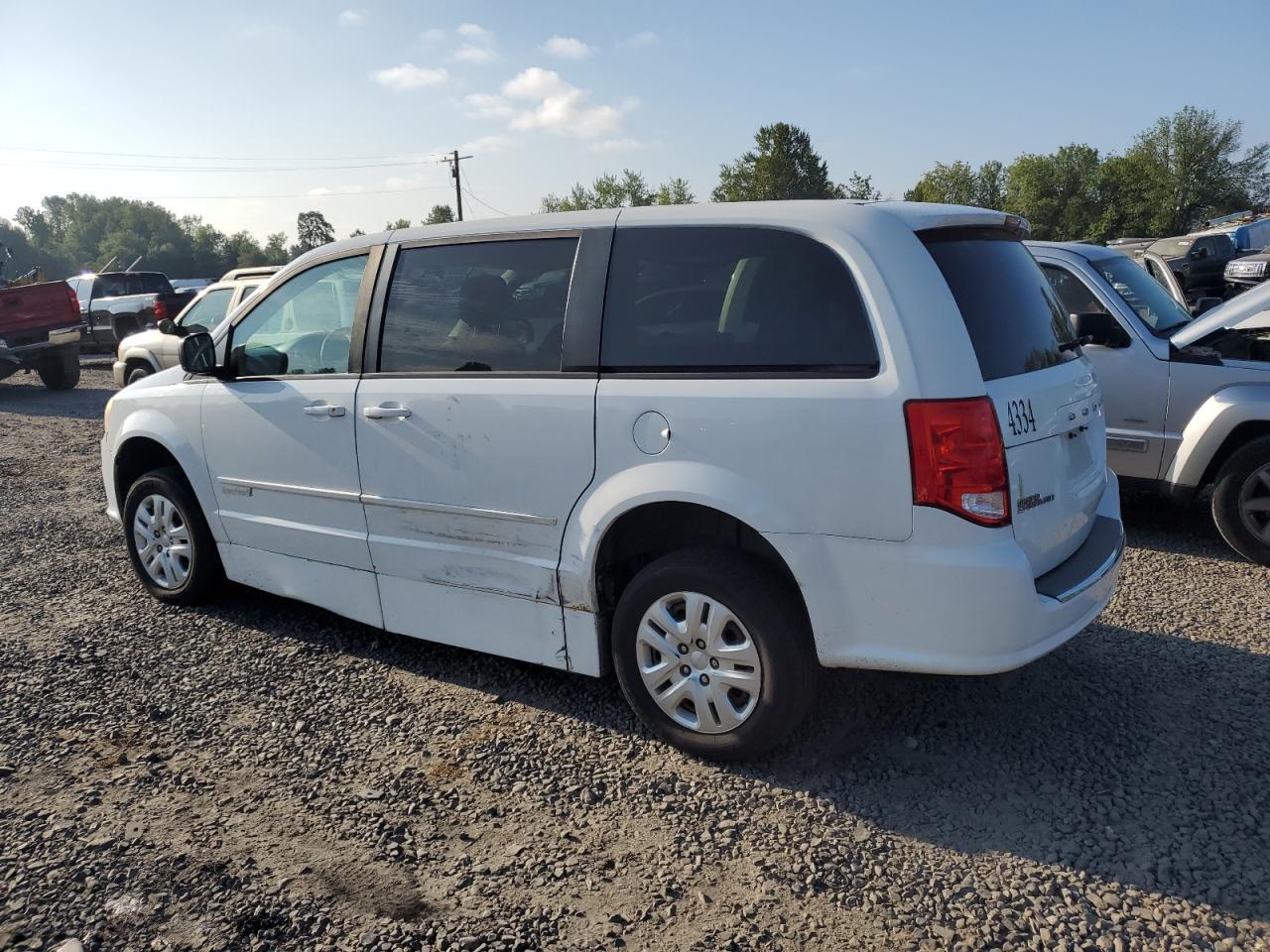 2014 Dodge Grand Caravan Se - Image 2