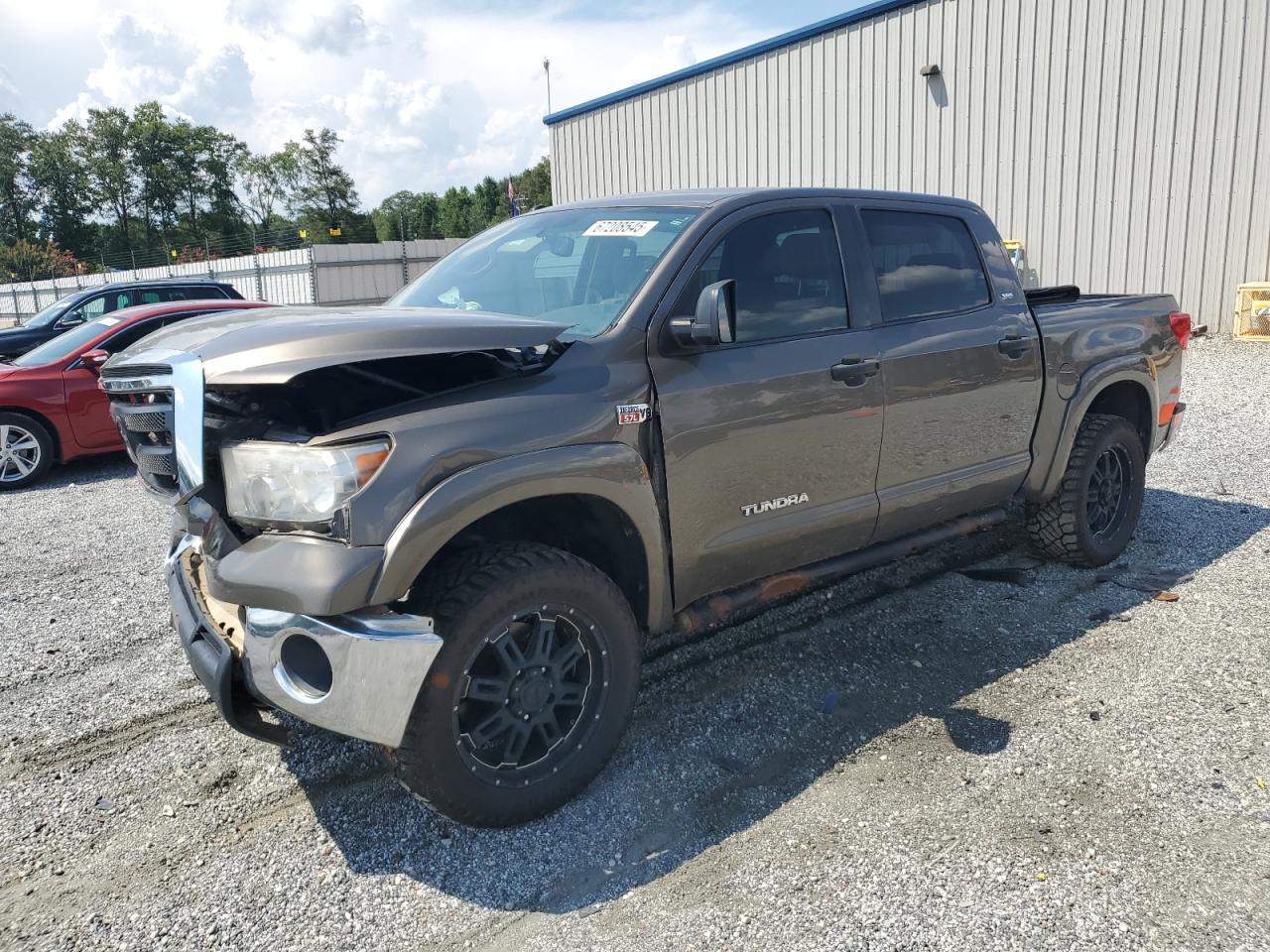 2013 Toyota Tundra Crewmax Sr5