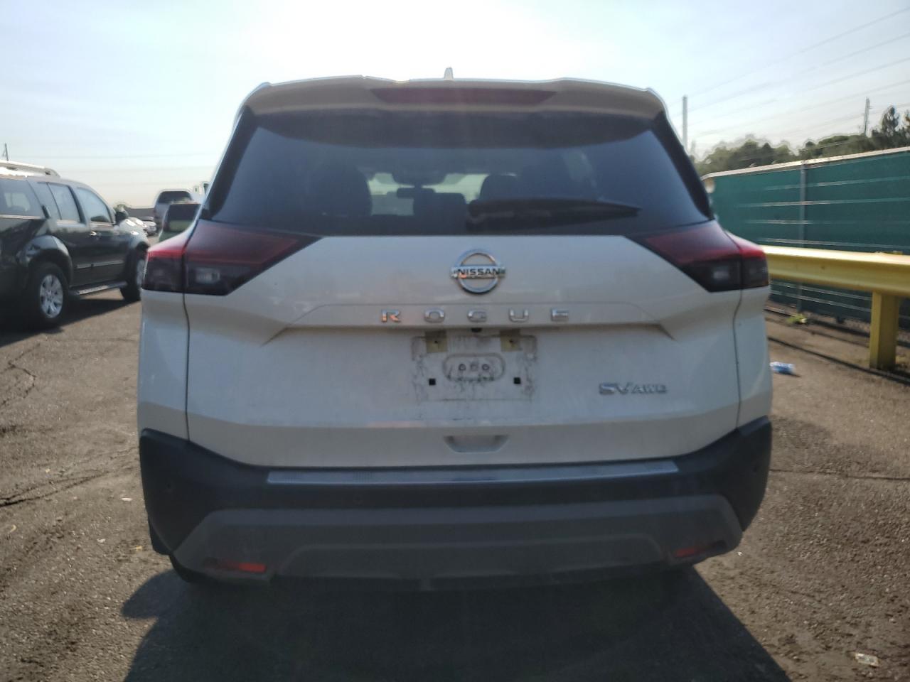 2021 Nissan Rogue Sv - Image 6