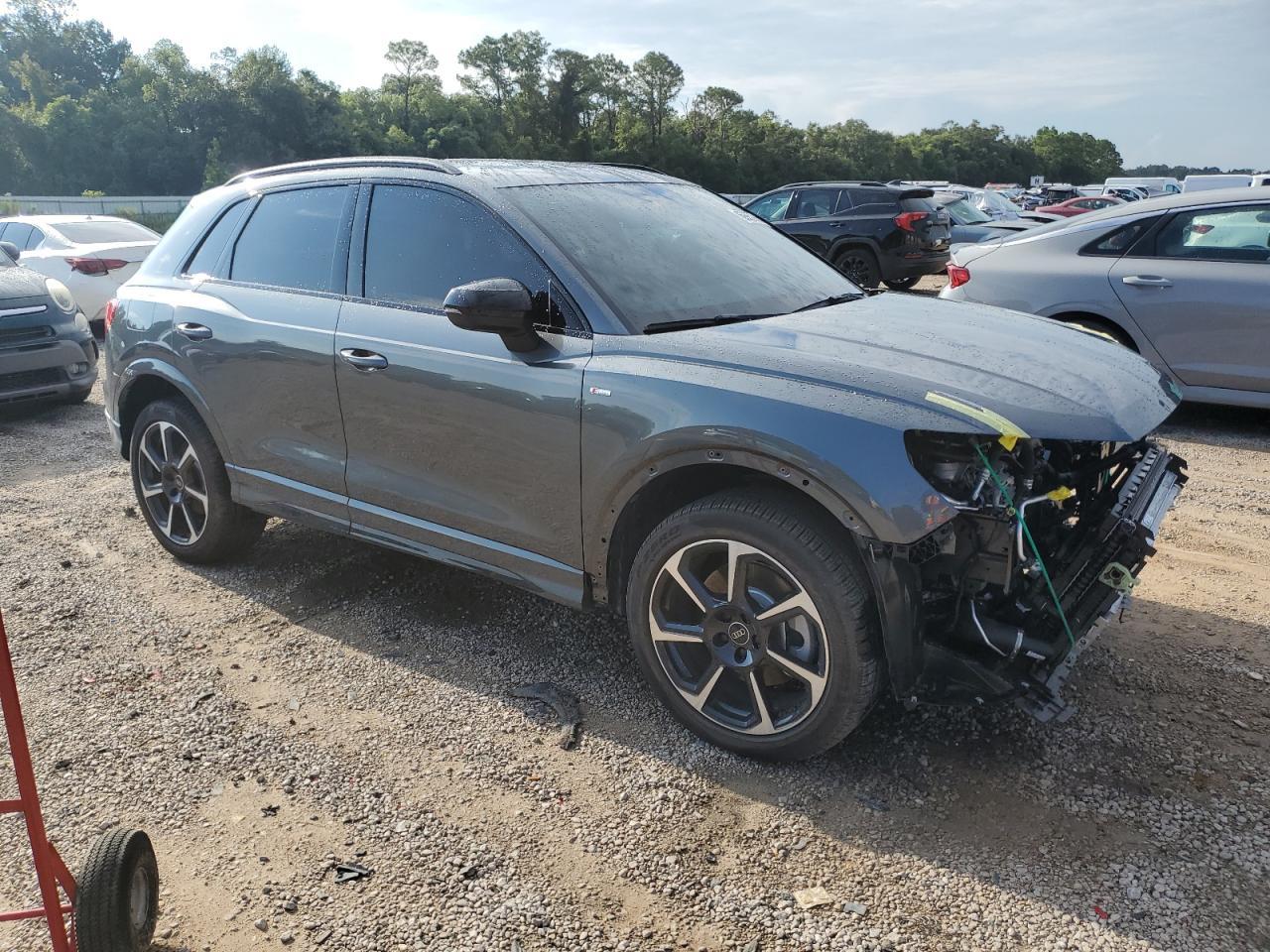 2025 Audi Q3 Premium Plus S Line 45 - Фото 4