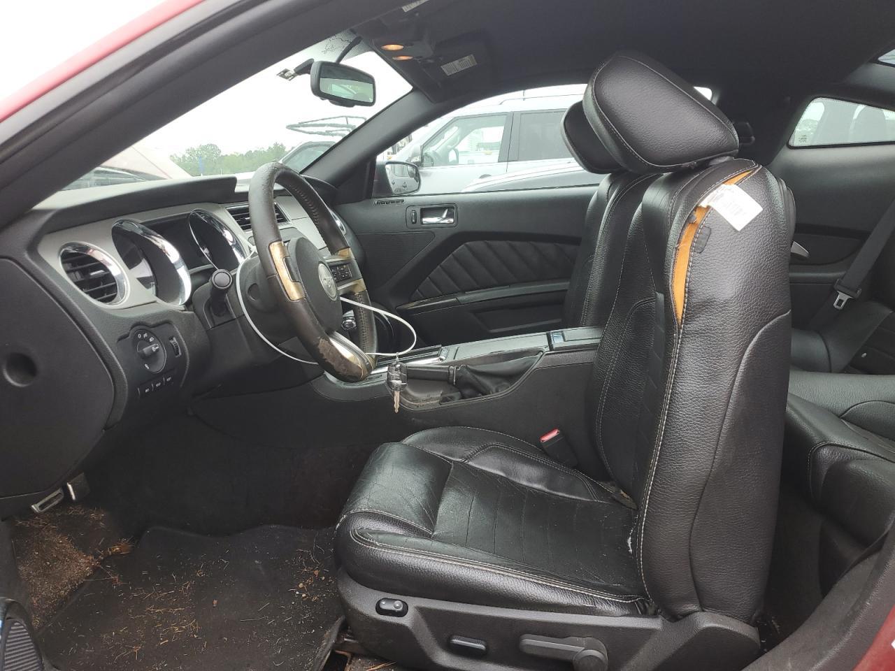 2011 Ford Mustang - Image 7