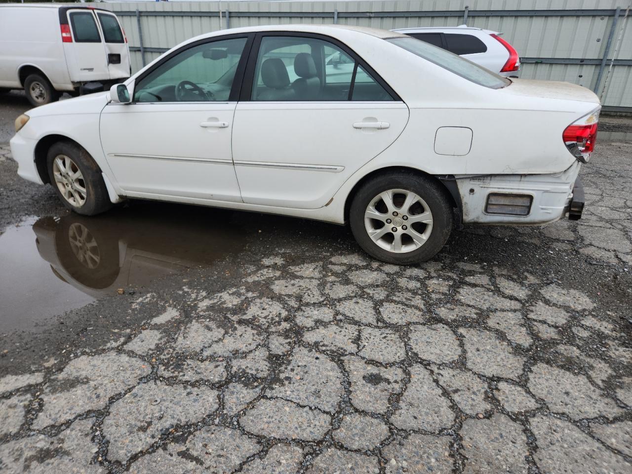 2005 Toyota Camry Le - Фото 2