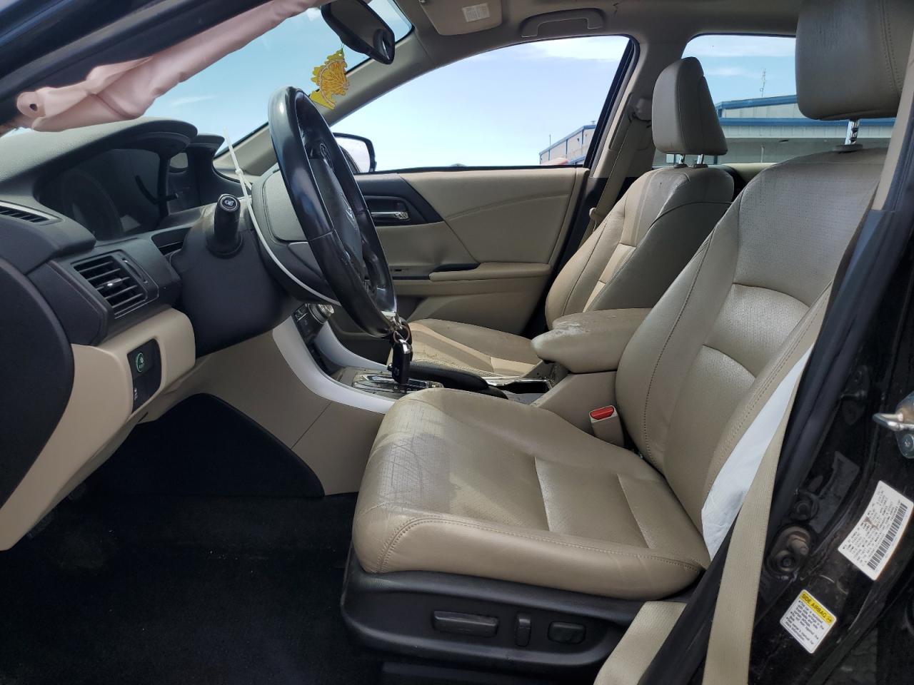 2015 Honda Accord Touring Hybrid - Фото 7