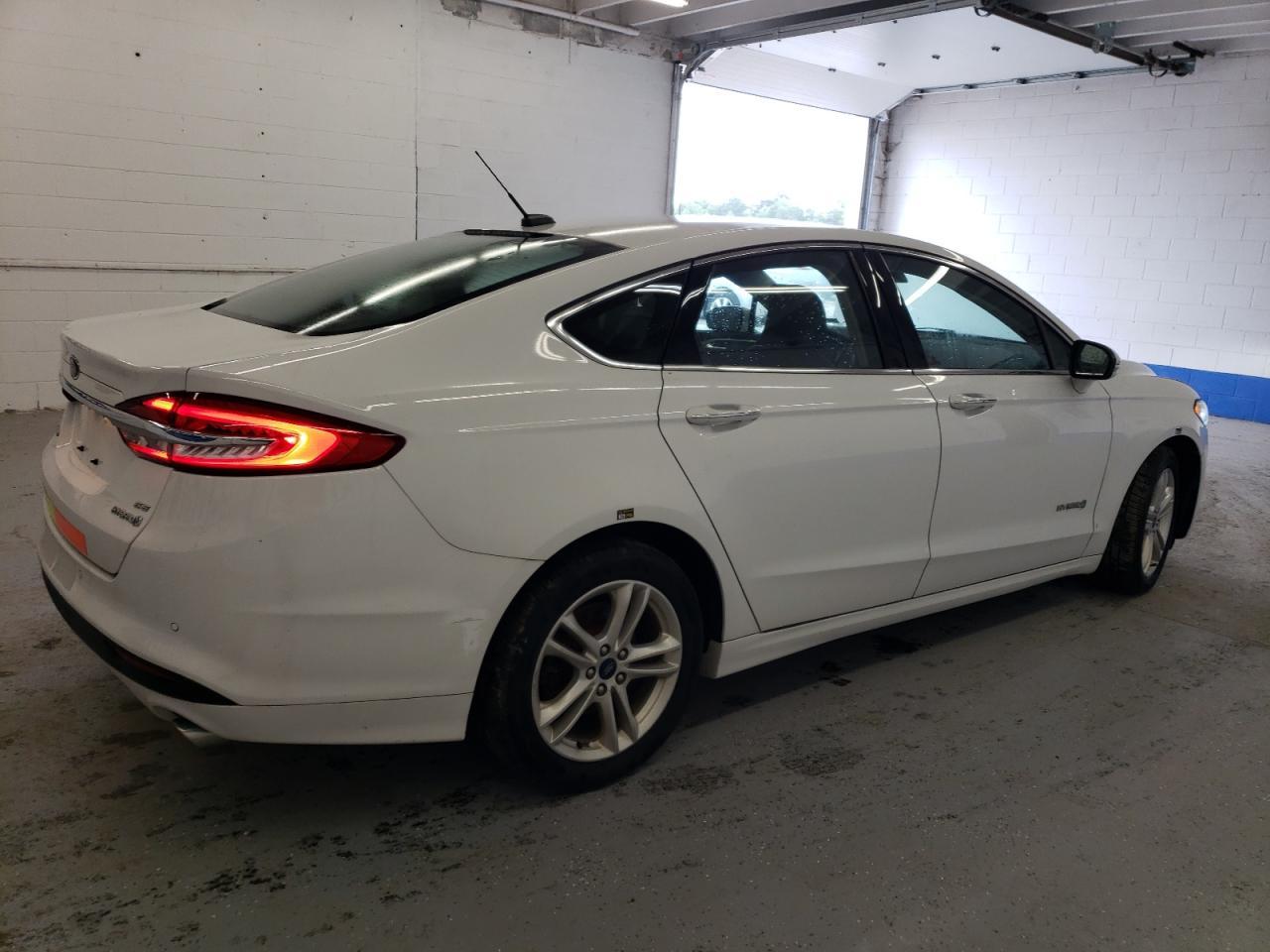 2018 Ford Fusion Se Hybrid - Image 3