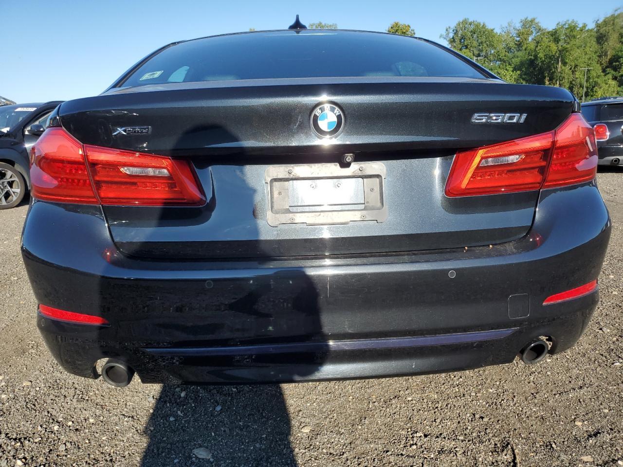 2019 BMW 530 Xi - Фото 6