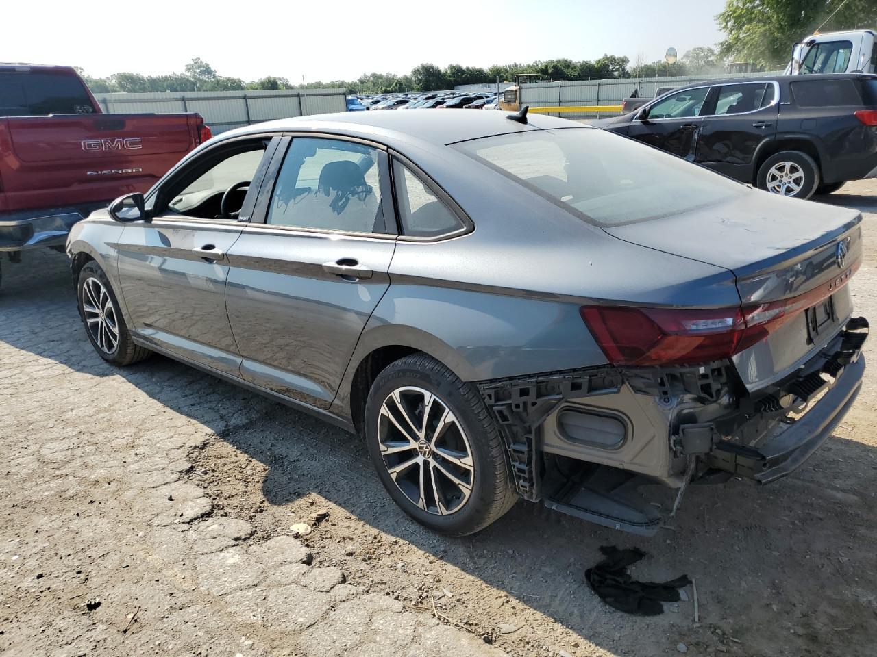 2025 Volkswagen Jetta Sport - Image 2