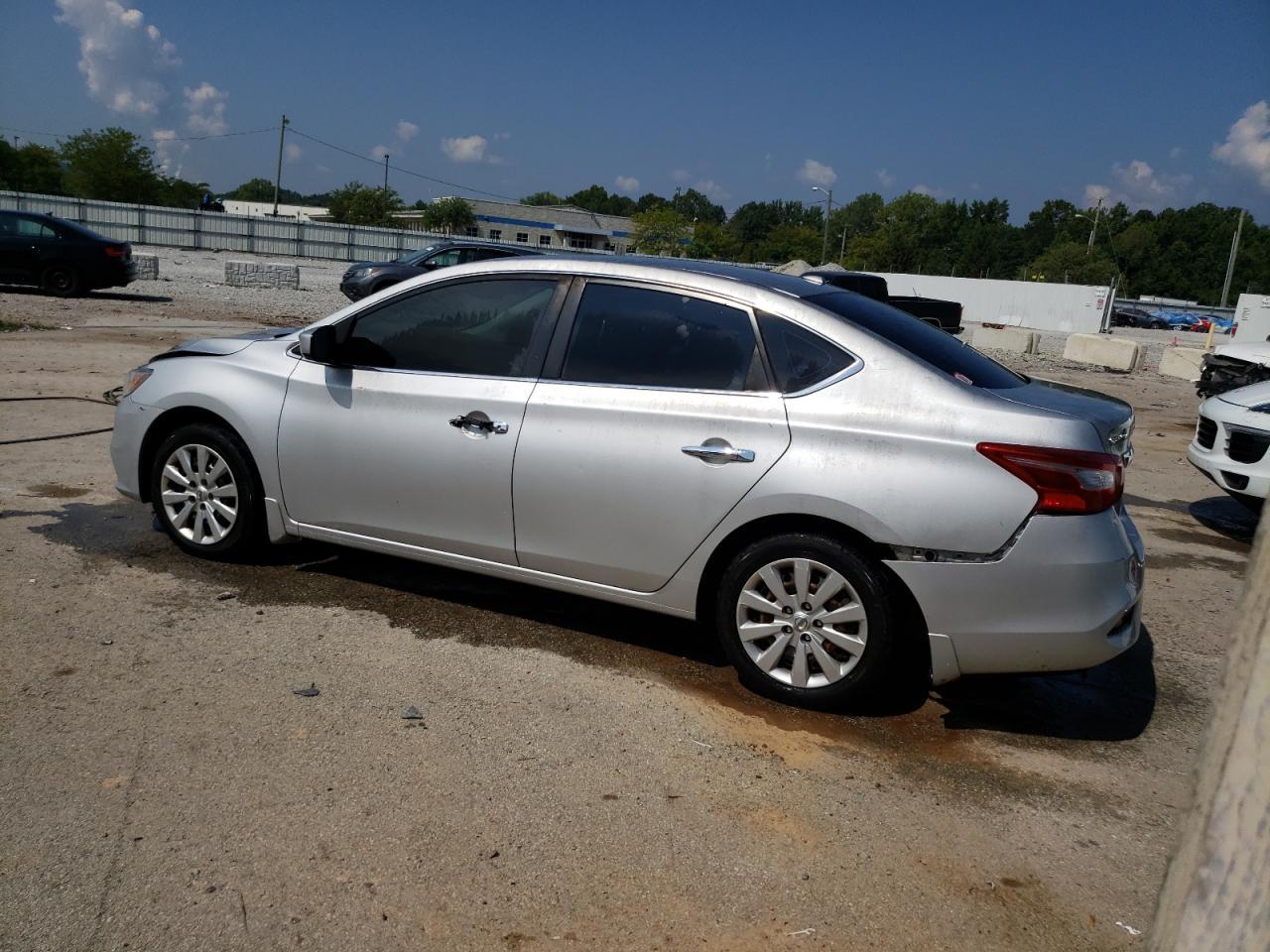 2017 Nissan Sentra S - Фото 2