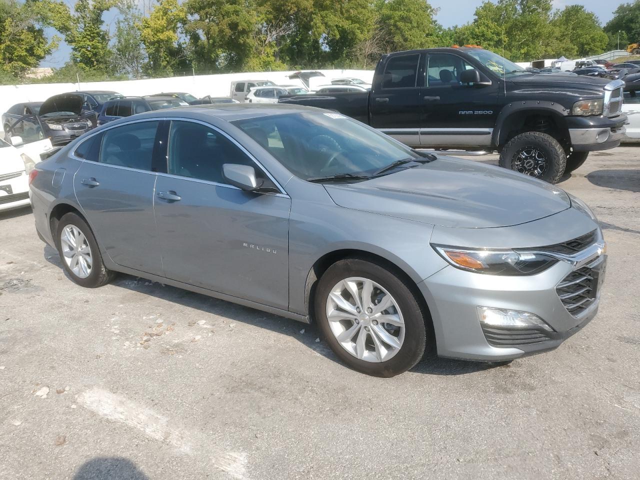 2024 Chevrolet Malibu Lt - Фото 4