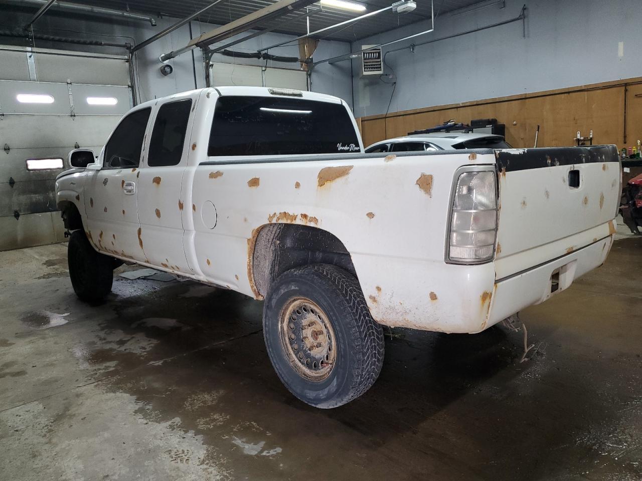 2004 Chevrolet Silverado K1500 - Фото 2