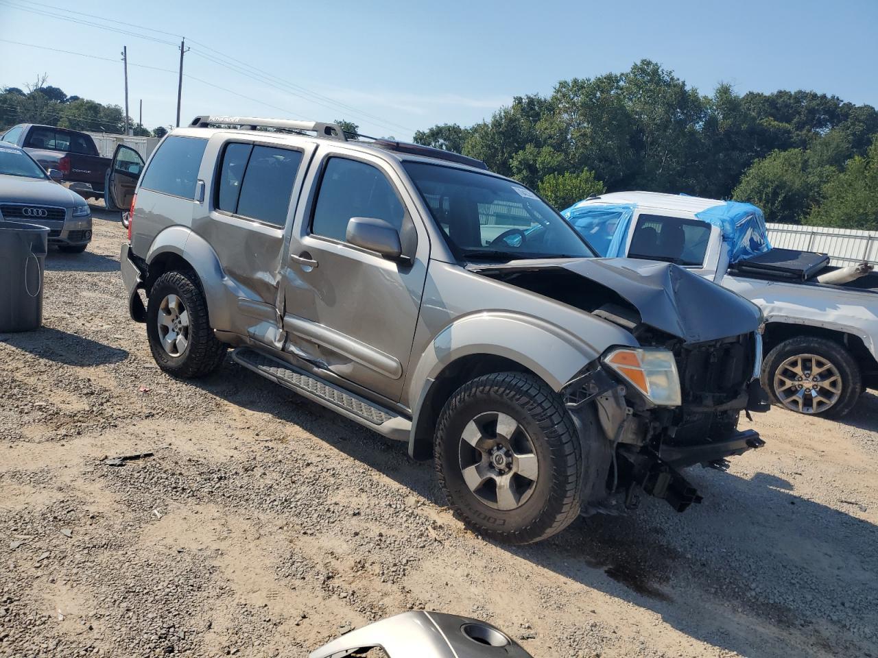 2007 Nissan Pathfinder Le - Image 4