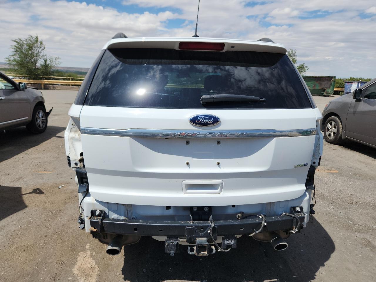 2015 Ford Explorer - Image 6