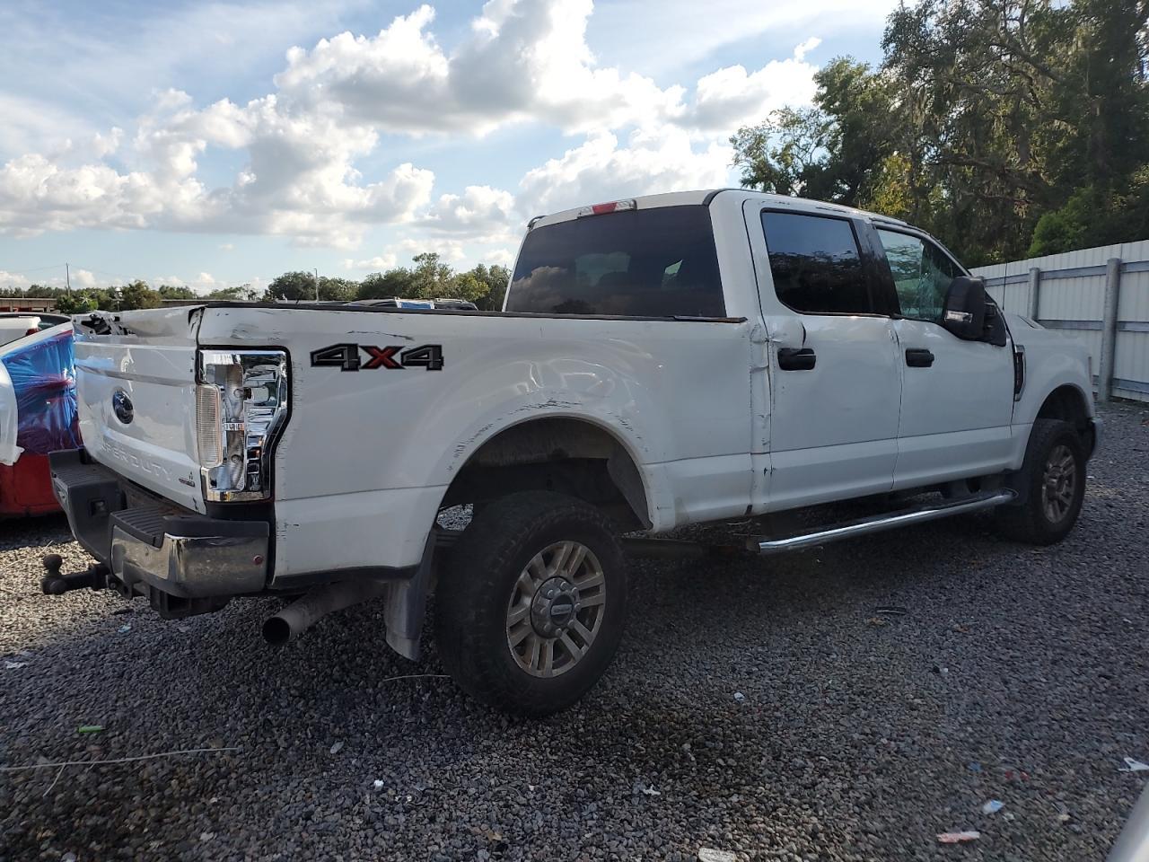 2018 Ford F250 Super Duty - Фото 3
