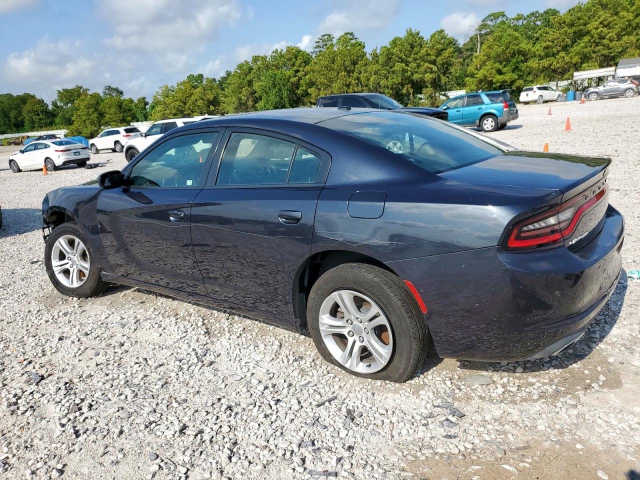 2019 Dodge Charger Sxt - Image 2