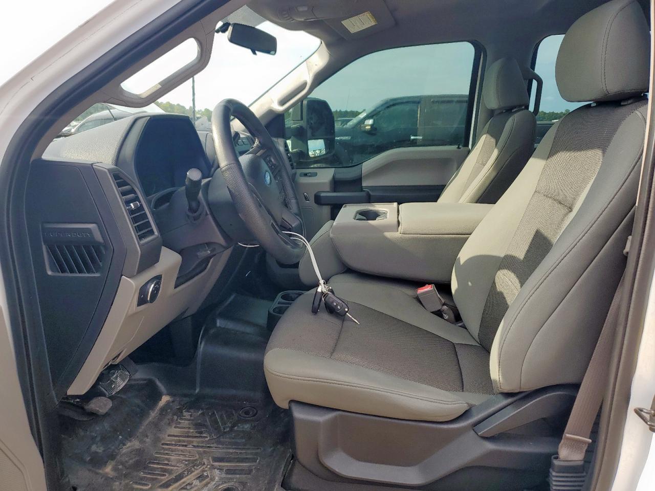 2017 Ford F250 Super Duty - Фото 7