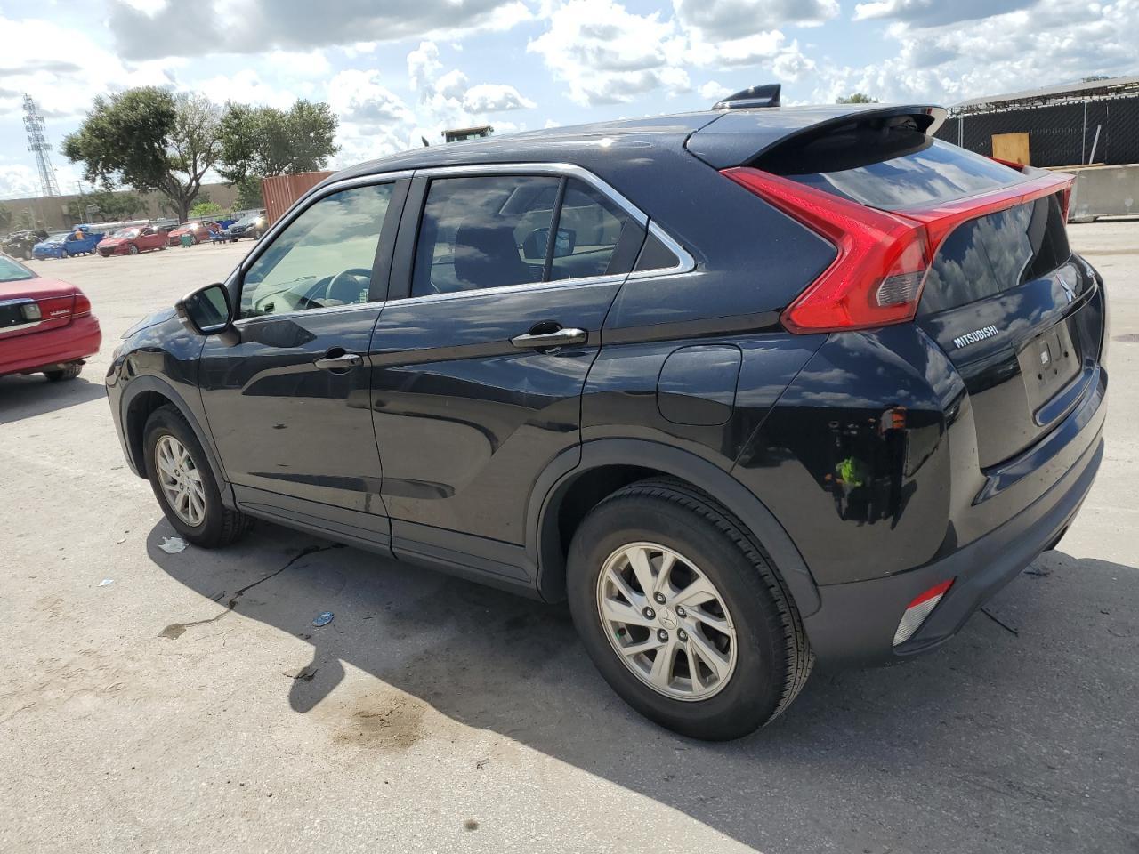 2019 Mitsubishi Eclipse Cross Es - Image 2