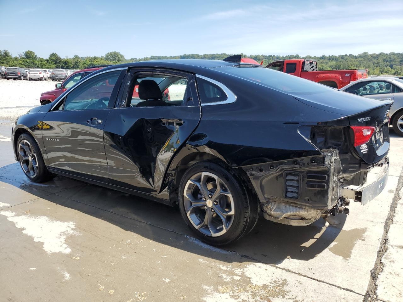 2024 Chevrolet Malibu Lt - Image 2