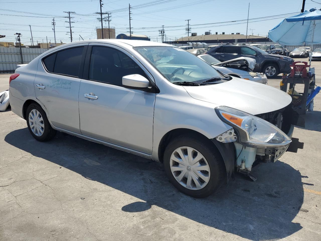 2019 Nissan Versa S - Фото 4