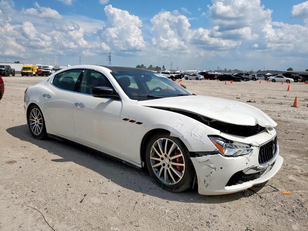 2015 Maserati Ghibli S - Фото 4