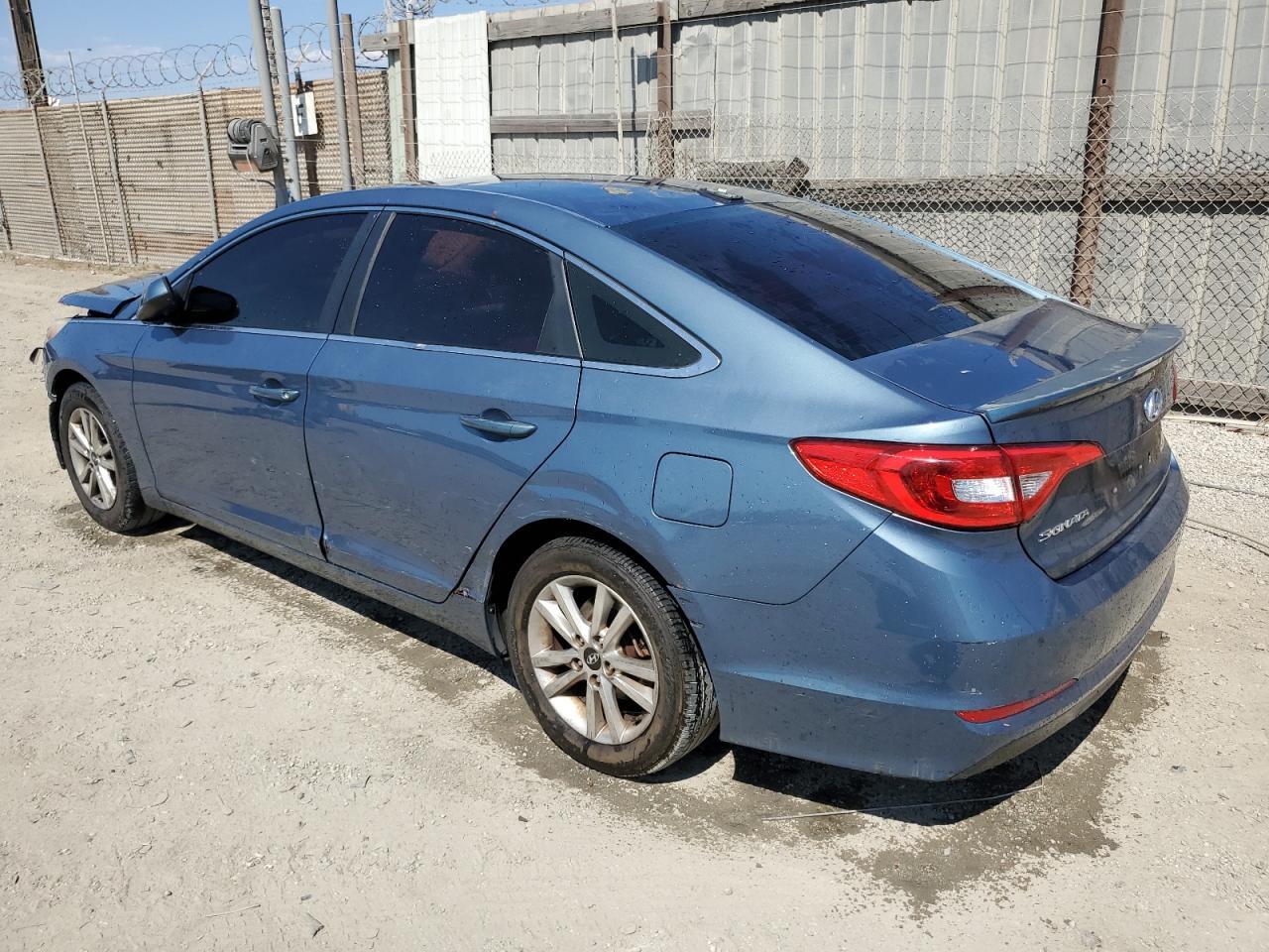 2015 Hyundai Sonata Se - Фото 2