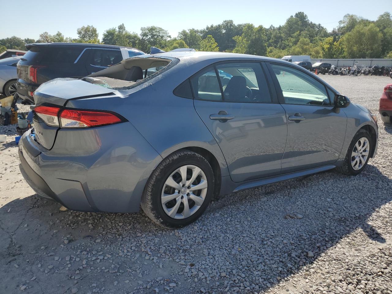 2022 Toyota Corolla Le - Фото 3