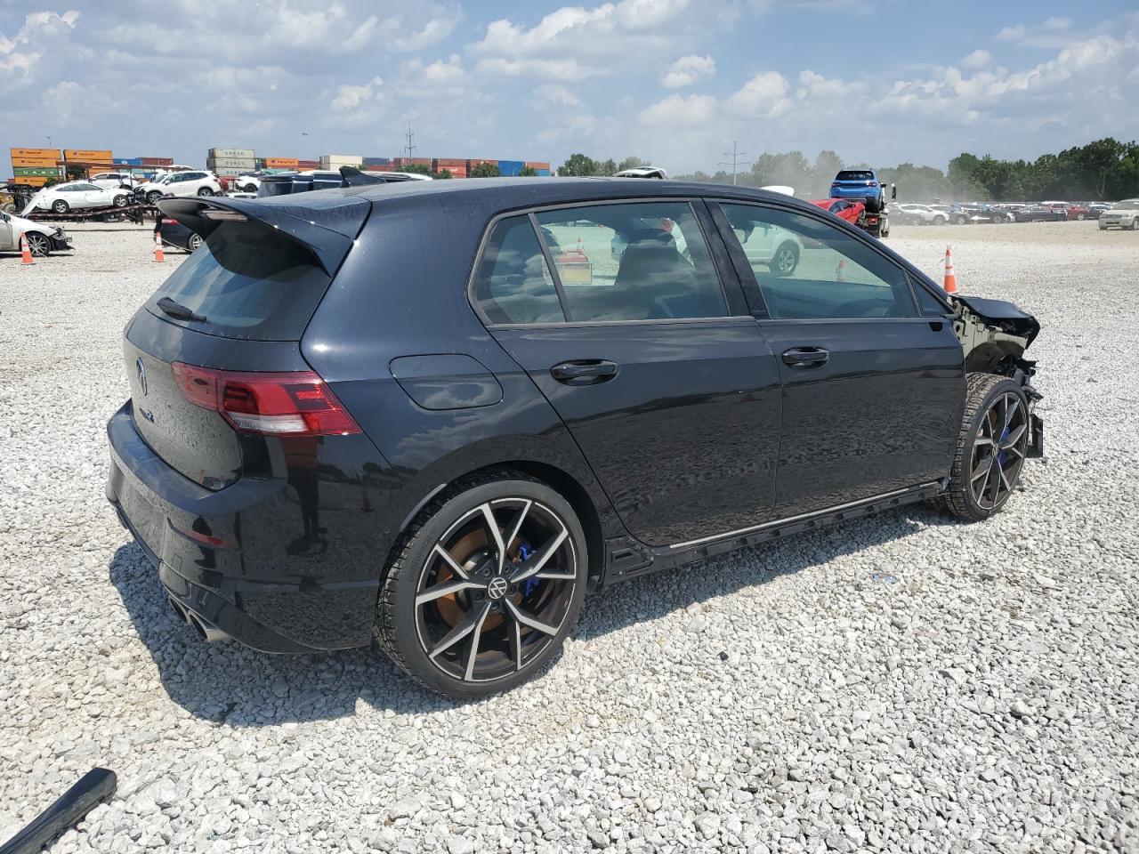 2022 Volkswagen Golf R - Фото 3