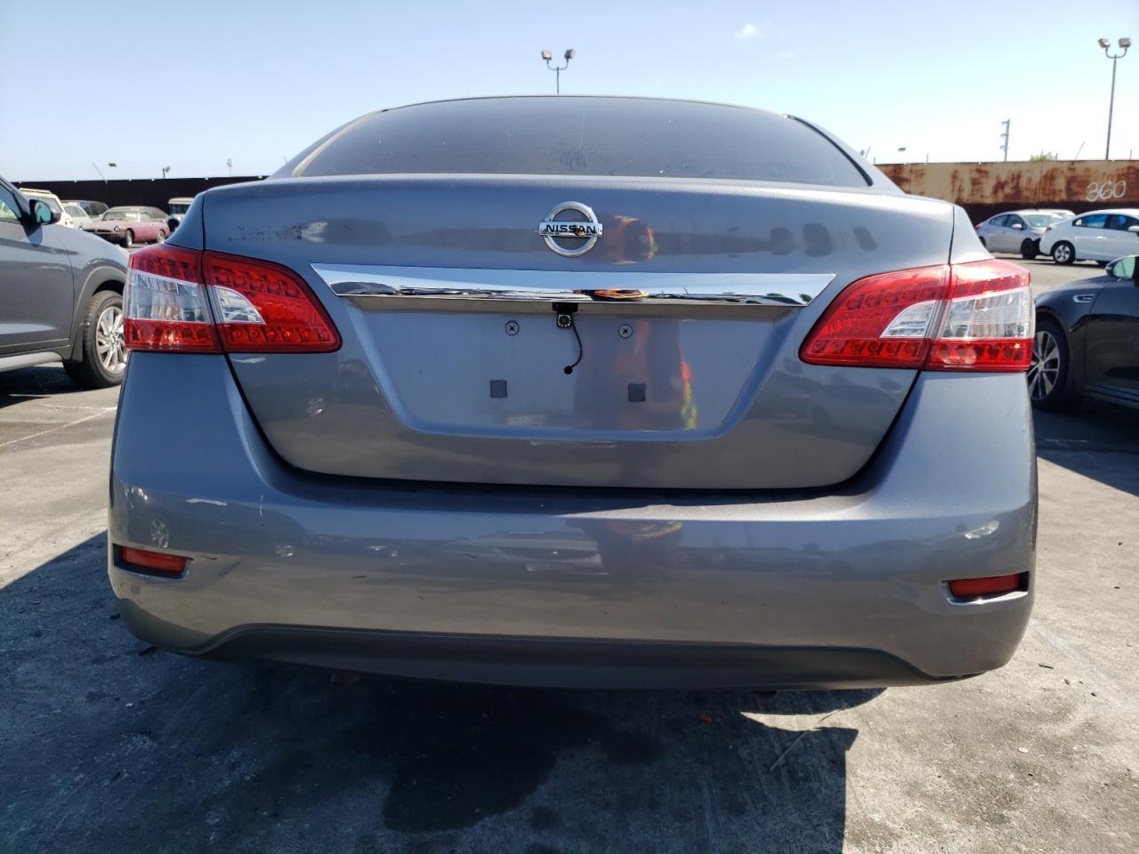 2015 Nissan Sentra S - Фото 6