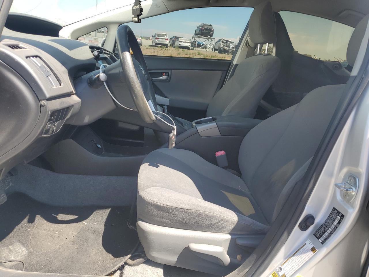 2012 Toyota Prius - Фото 7