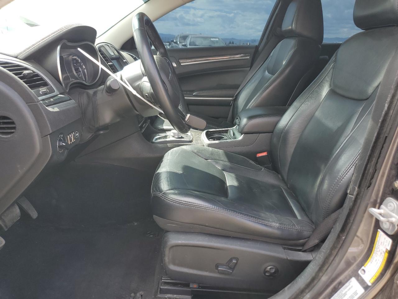 2015 Chrysler 300 Limited - Фото 7