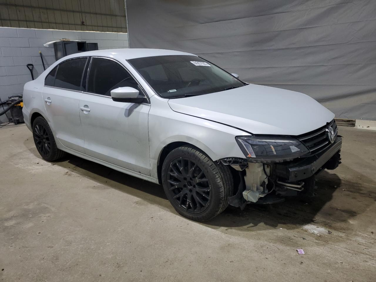2017 Volkswagen Jetta S - Фото 4