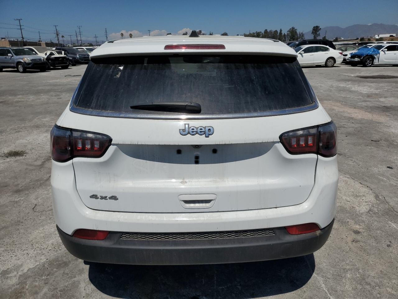 2023 Jeep Compass Sport - Фото 6