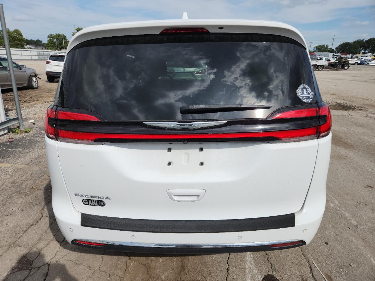 2021 Chrysler Pacifica Touring L - Image 6