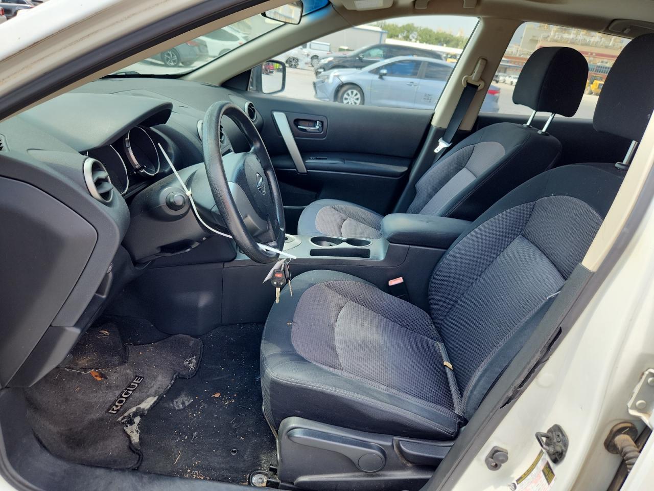 2010 Nissan Rogue S - Image 7