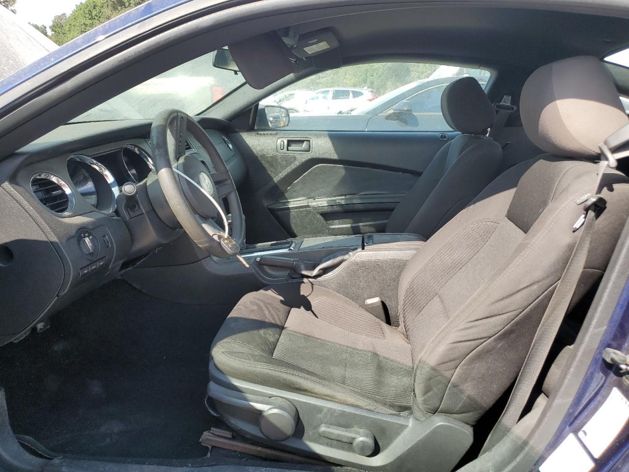 2012 Ford Mustang - Image 7