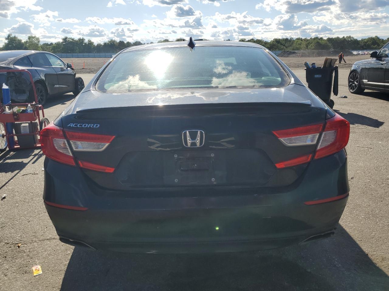 2019 Honda Accord Sport - Image 6