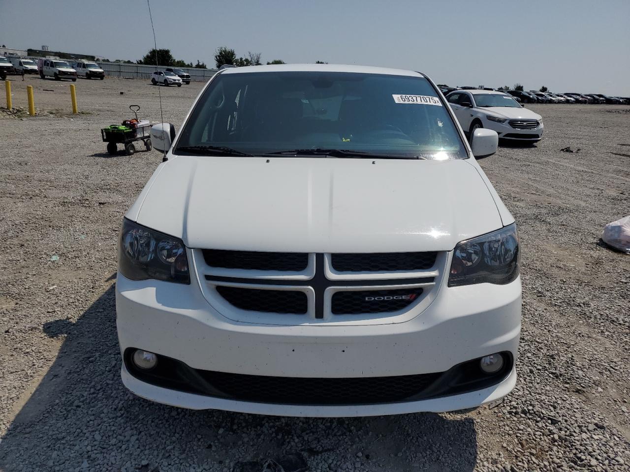2019 Dodge Grand Caravan Gt - Image 5