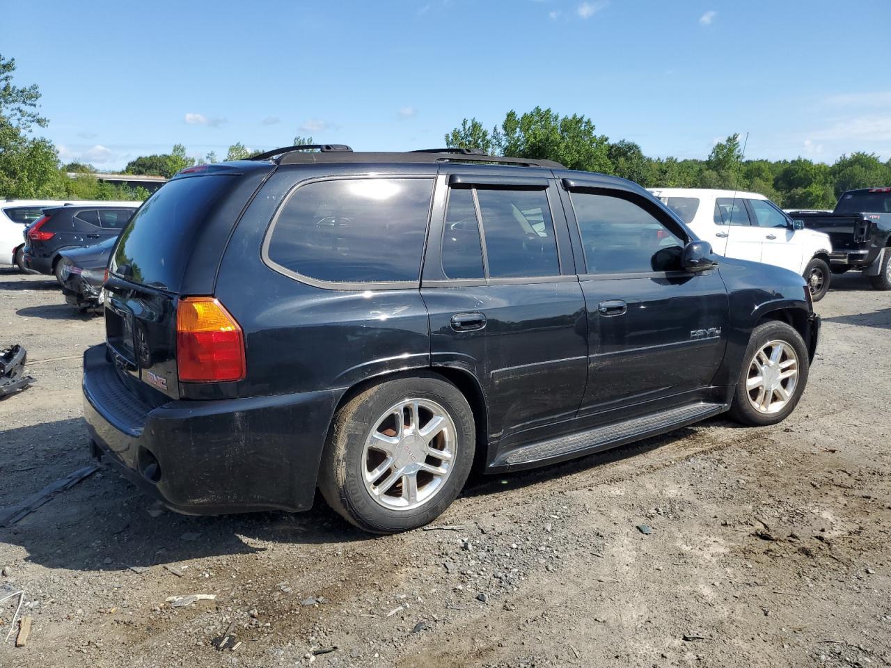 2007 GMC Envoy Denali - Фото 3