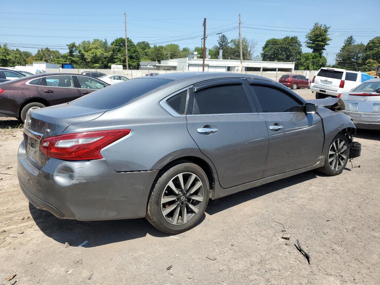 2018 Nissan Altima 2.5 - Фото 3