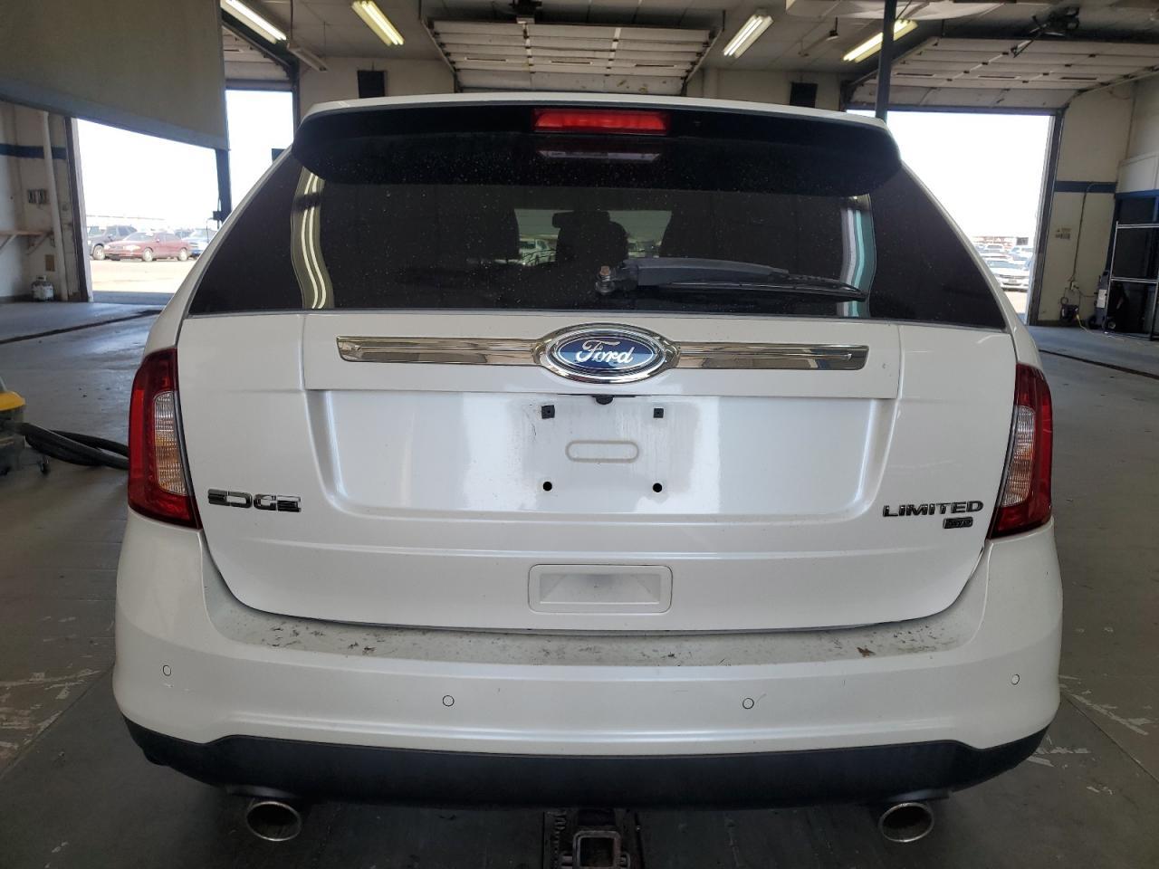 2012 Ford Edge Limited - Image 6