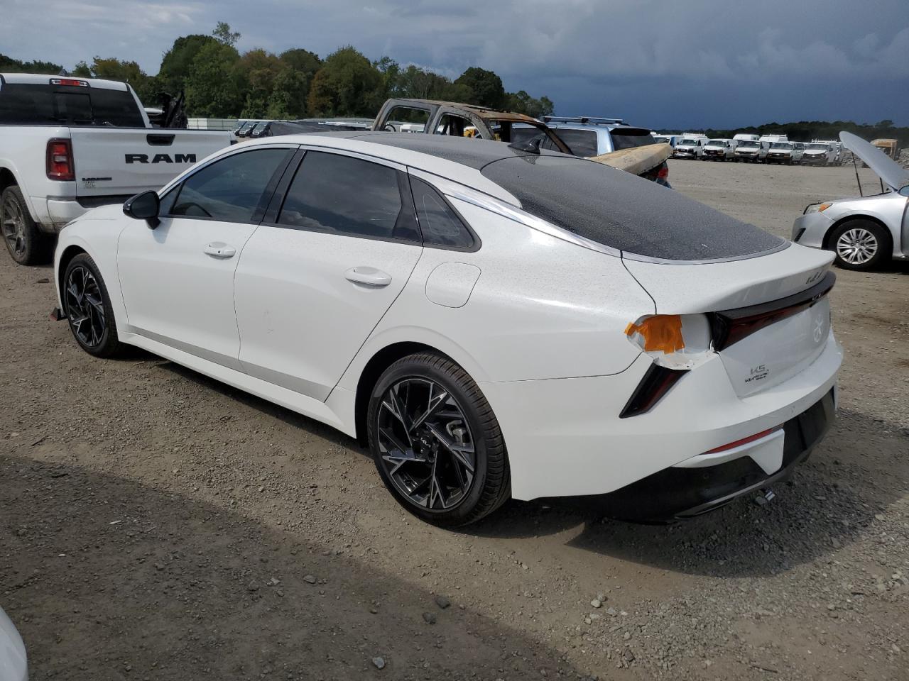 2025 Kia K5 Gt Line - Фото 2